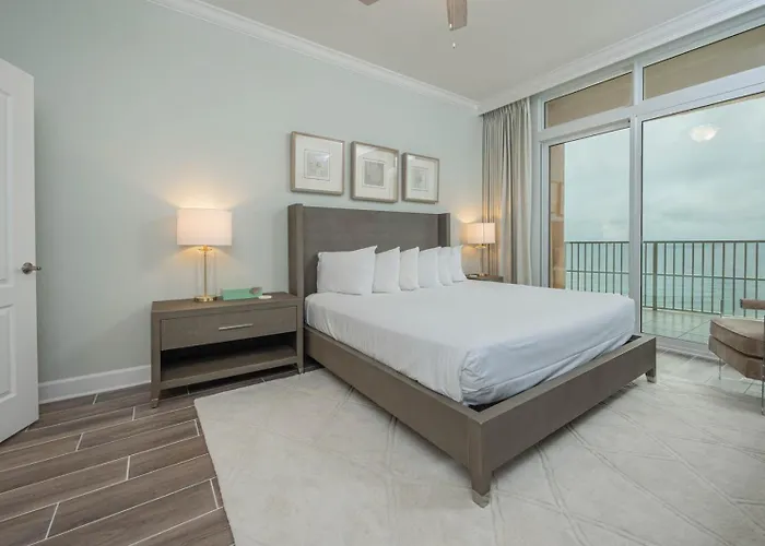Phoenix Gulf Towers 1405